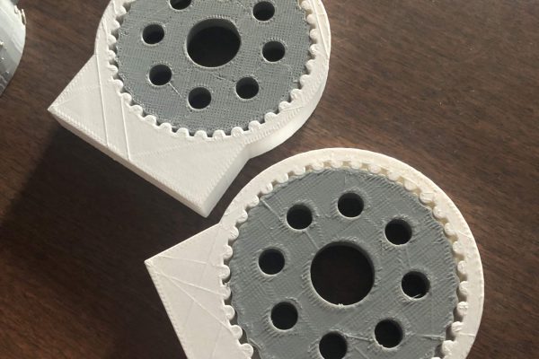 Gears and Outer gears are 3D printer.